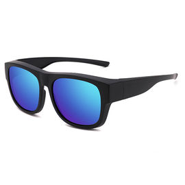 Polarisierte Lebensstil-Sonnenbrille mit 100% UVschutz-Polycarbonats-Rahmen-Sonnenbrille fournisseur